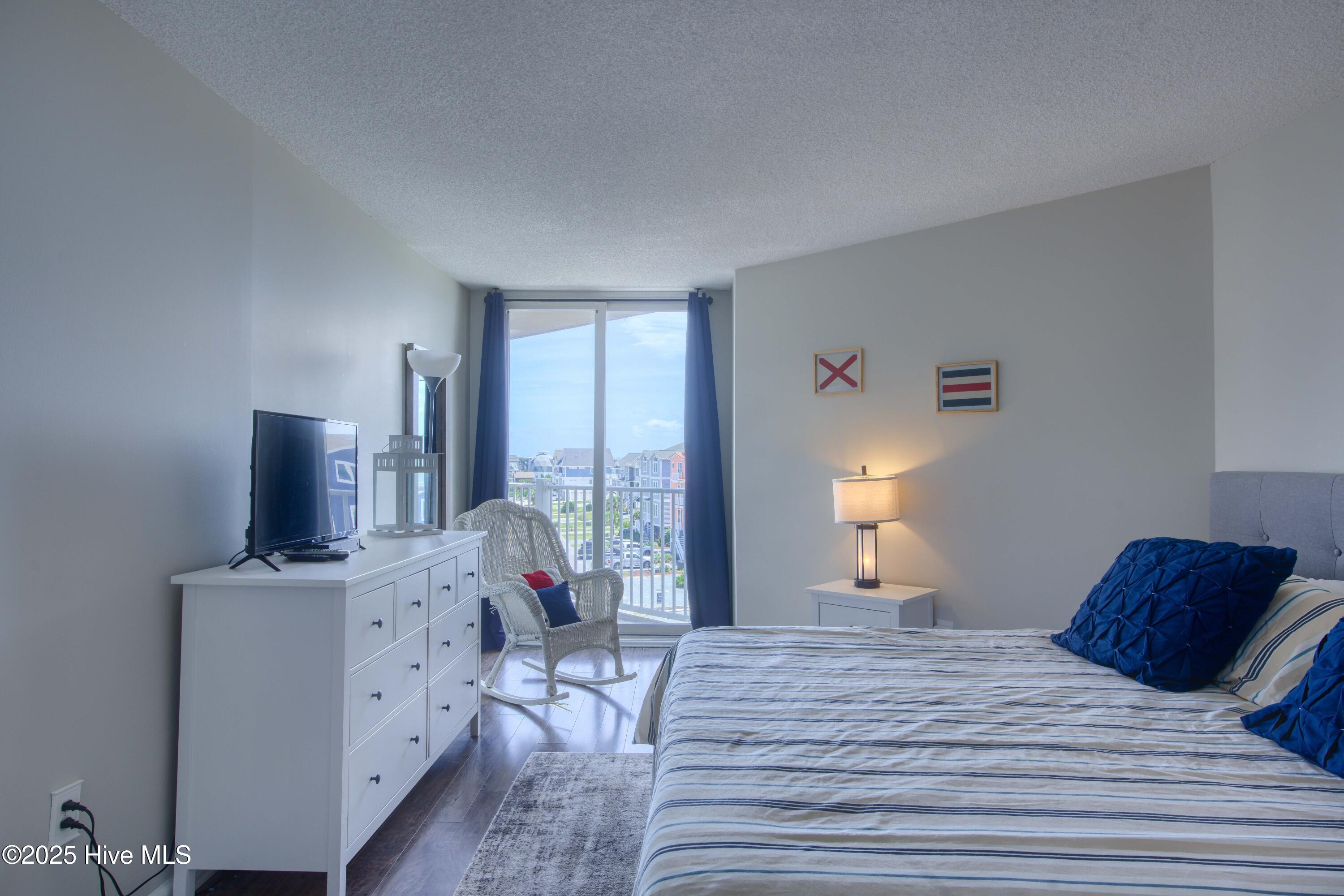 2000 New River Inlet Road, Unit 3313 North Topsail Beach, NC 28460 - Photo 16 of 38 3313 St. Regis - Interior - Edited_9