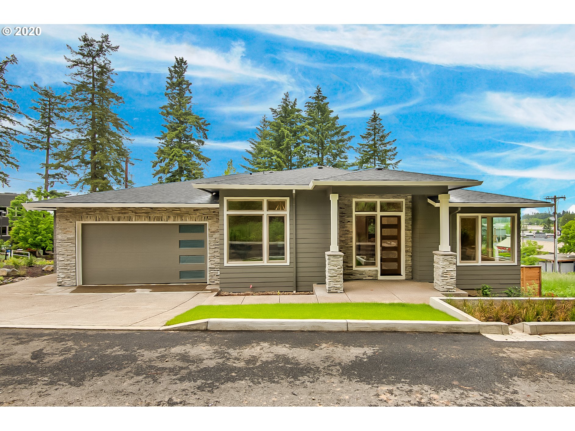 6351 Burma Road Lake Oswego, OR 97035 - Photo 1 of 28 Gallery Image 1