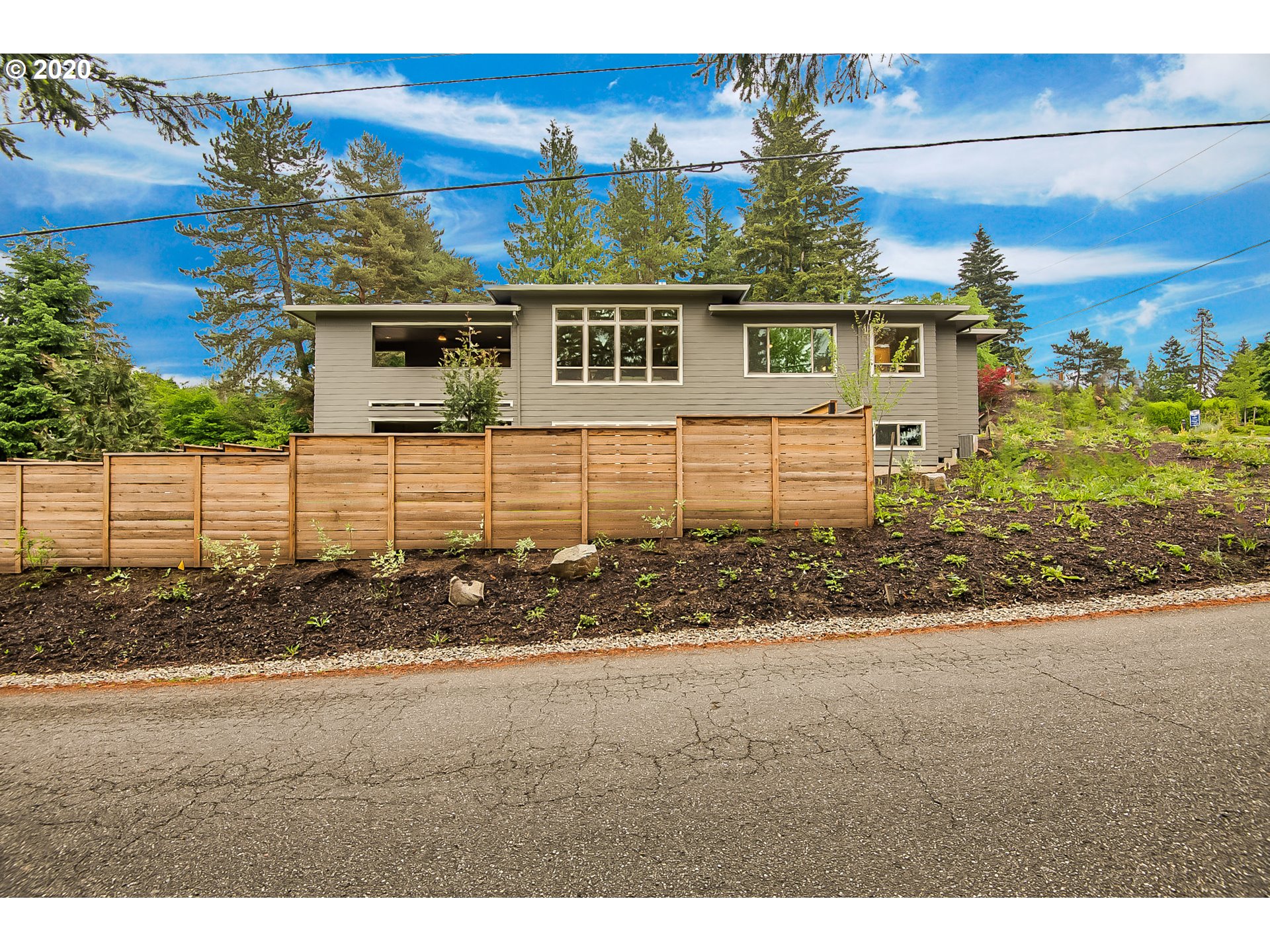 6351 Burma Road Lake Oswego, OR 97035 - Photo 26 of 28 Gallery Image 26