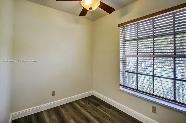 $619,000 | 8800 Lake Park Circle North, Davie, FL 33328