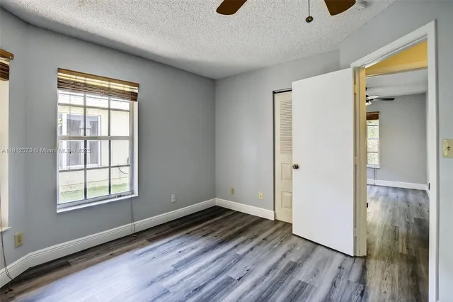 $619,000 | 8800 Lake Park Circle North, Davie, FL 33328