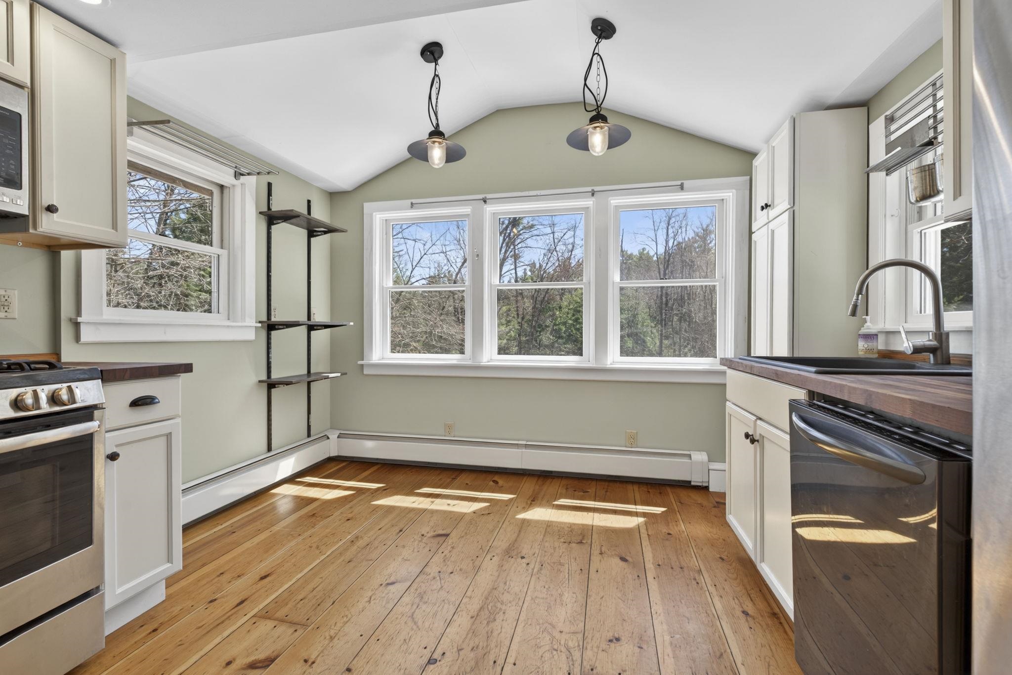 8 Tarbell Road Peterborough, NH 03458 - Photo 23 of 41