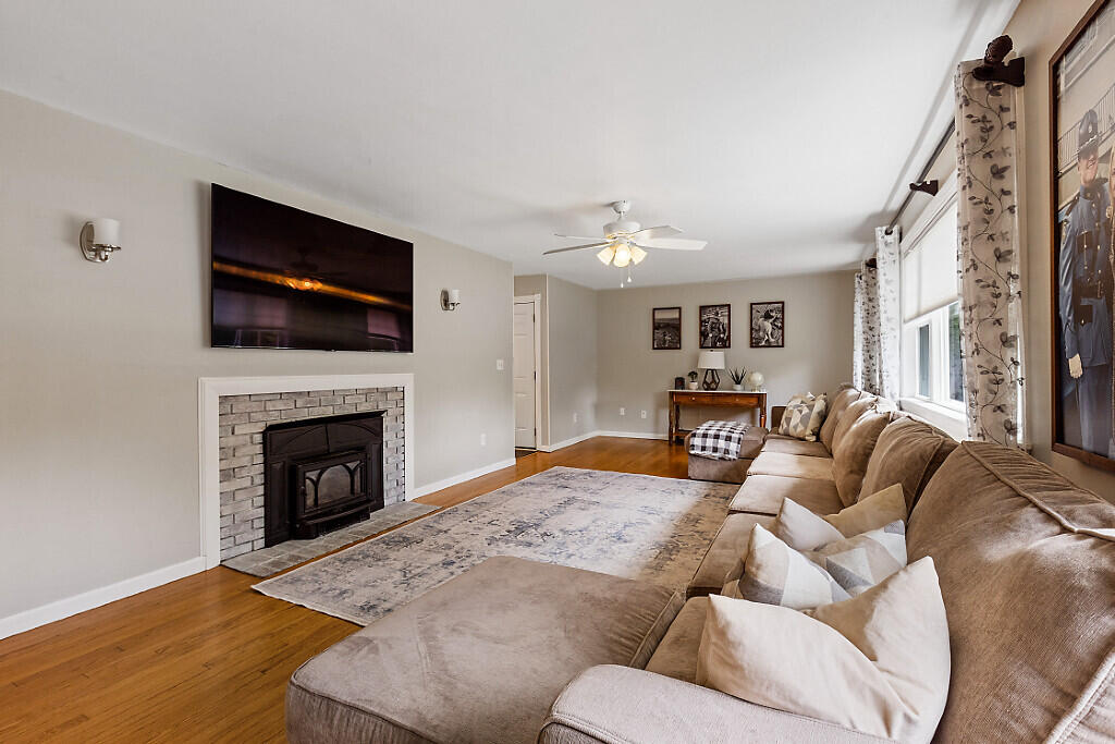 50 Country Club Road Manchester, ME 04351 - Photo 15 of 89 04_BP5A0207_DxO_mls