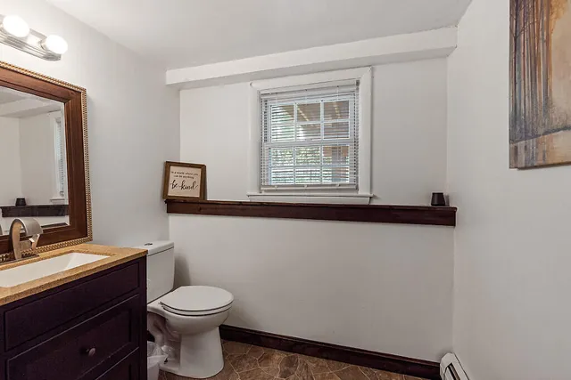 $490,000 | 50 Country Club Road, Manchester, ME 04351