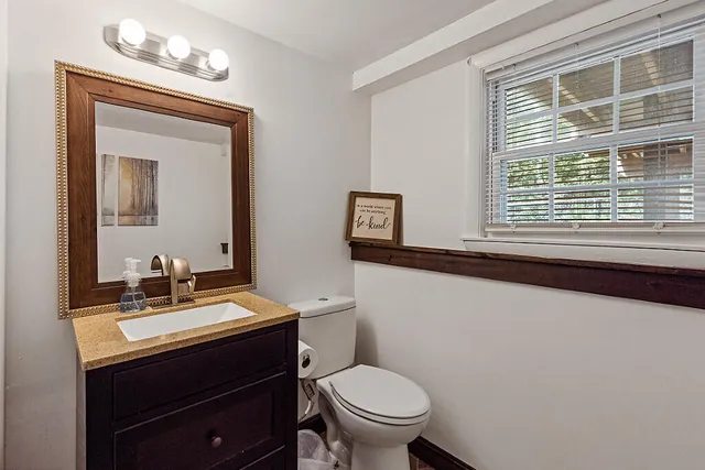 $490,000 | 50 Country Club Road, Manchester, ME 04351