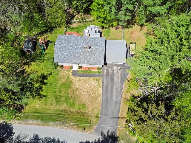 $490,000 | 50 Country Club Road, Manchester, ME 04351