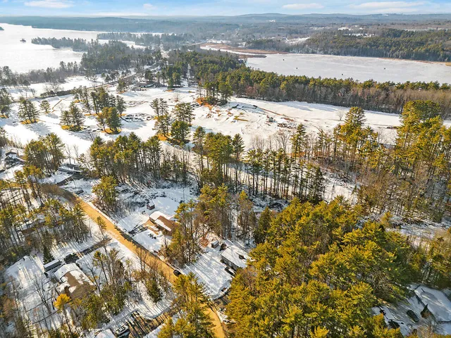 $490,000 | 50 Country Club Road, Manchester, ME 04351