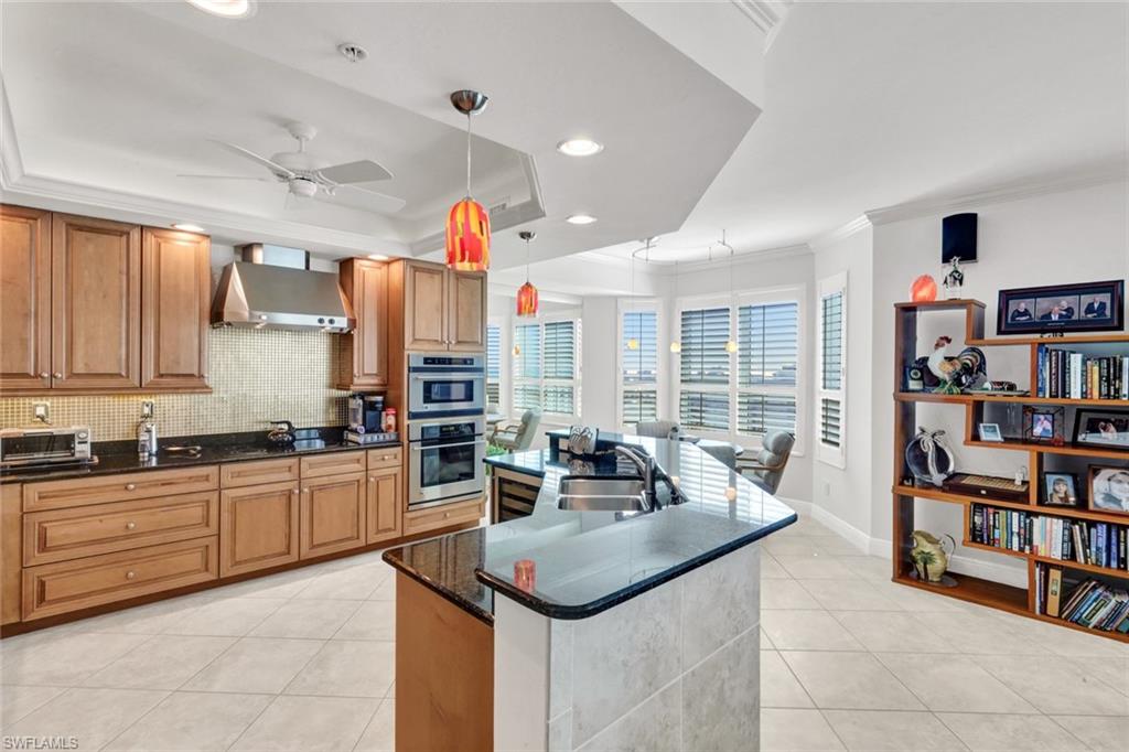 285 Grande Way, Unit 1601 Naples, FL 34110 - Photo 14 of 50