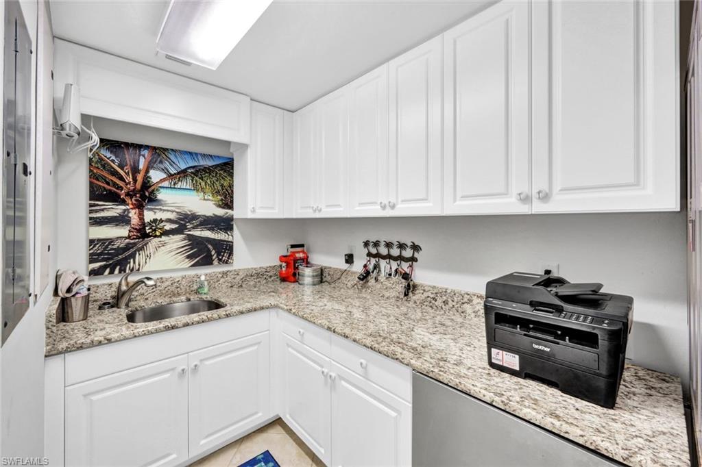 285 Grande Way, Unit 1601 Naples, FL 34110 - Photo 19 of 50