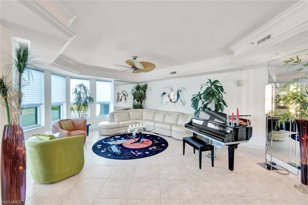 285 Grande Way, Unit 1601 Naples, FL 34110 - Photo 6 of 50