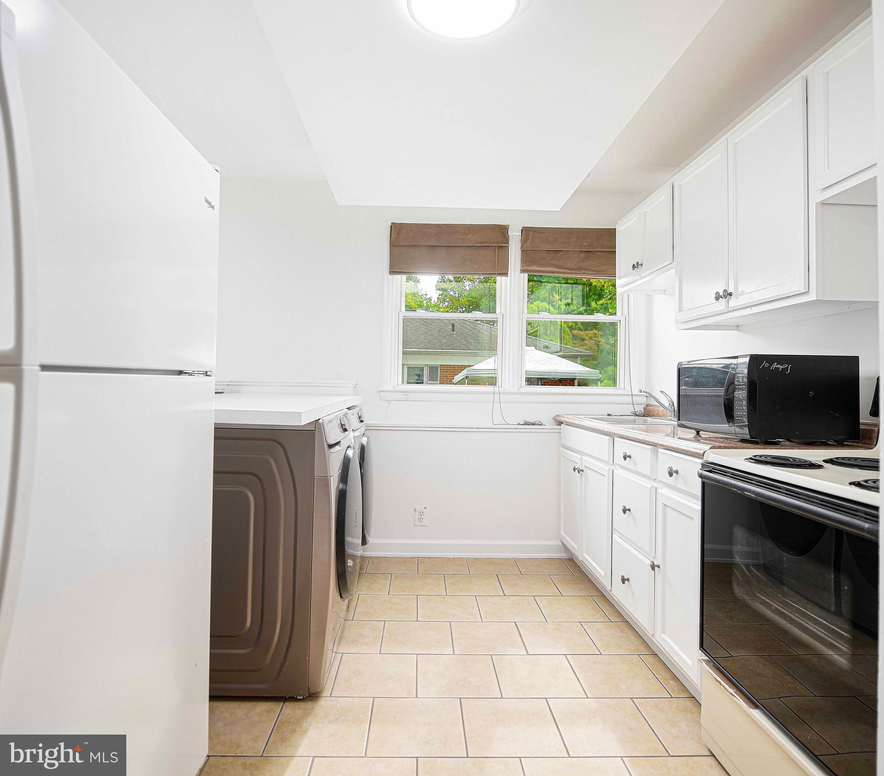 448 Range Road Baltimore, MD 21204 - Photo 17 of 42 Lower Level Laundry/Kitchen
