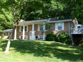 162 Price Road Johnson City, TN 37604 - Photo 1 of 22 Brick House
