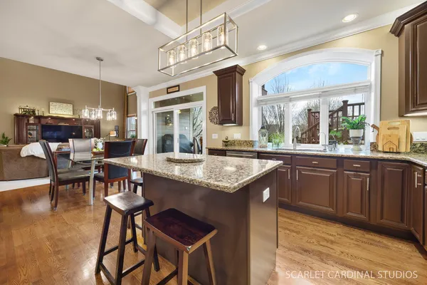 $800,000 | 832 Deering Court, West Chicago, IL 60185