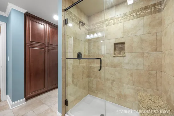 $800,000 | 832 Deering Court, West Chicago, IL 60185