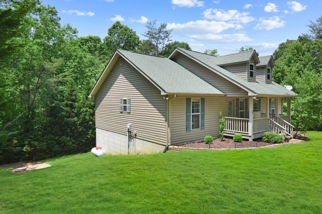 78 Bluebird Lane Blue Ridge, GA 30513 - Photo 3 of 28