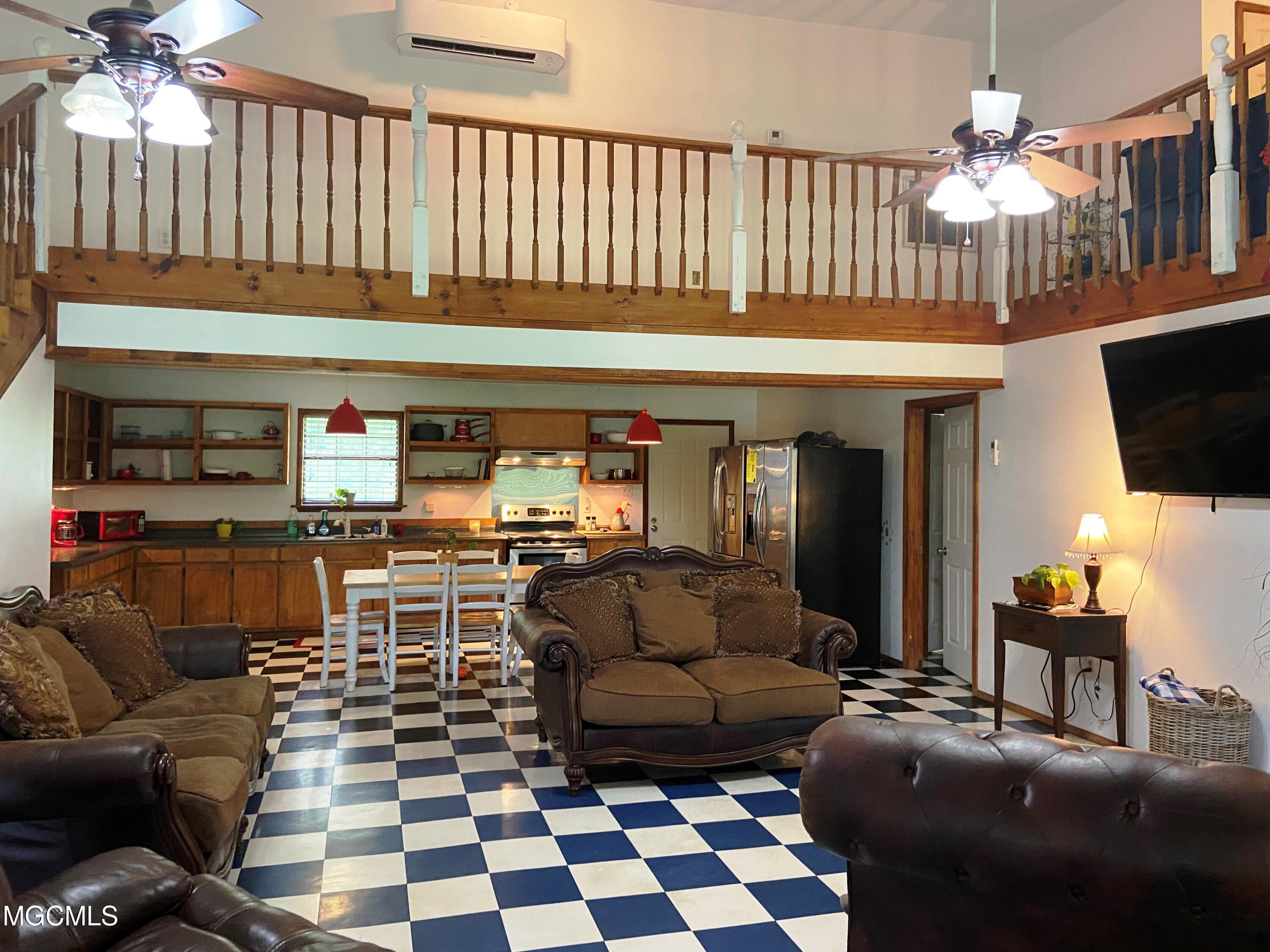 5401 Wildwood Road Moss Point, MS 39562 - Photo 4 of 24 IMG_3743