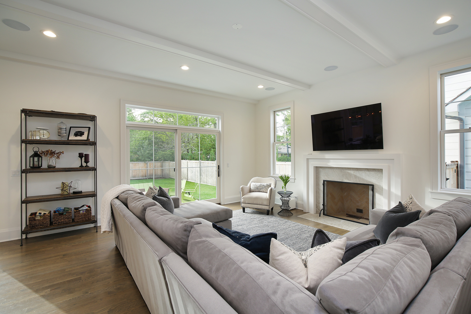 511 Pinecrest Lane Wilmette, IL 60091 - Photo 3 of 25