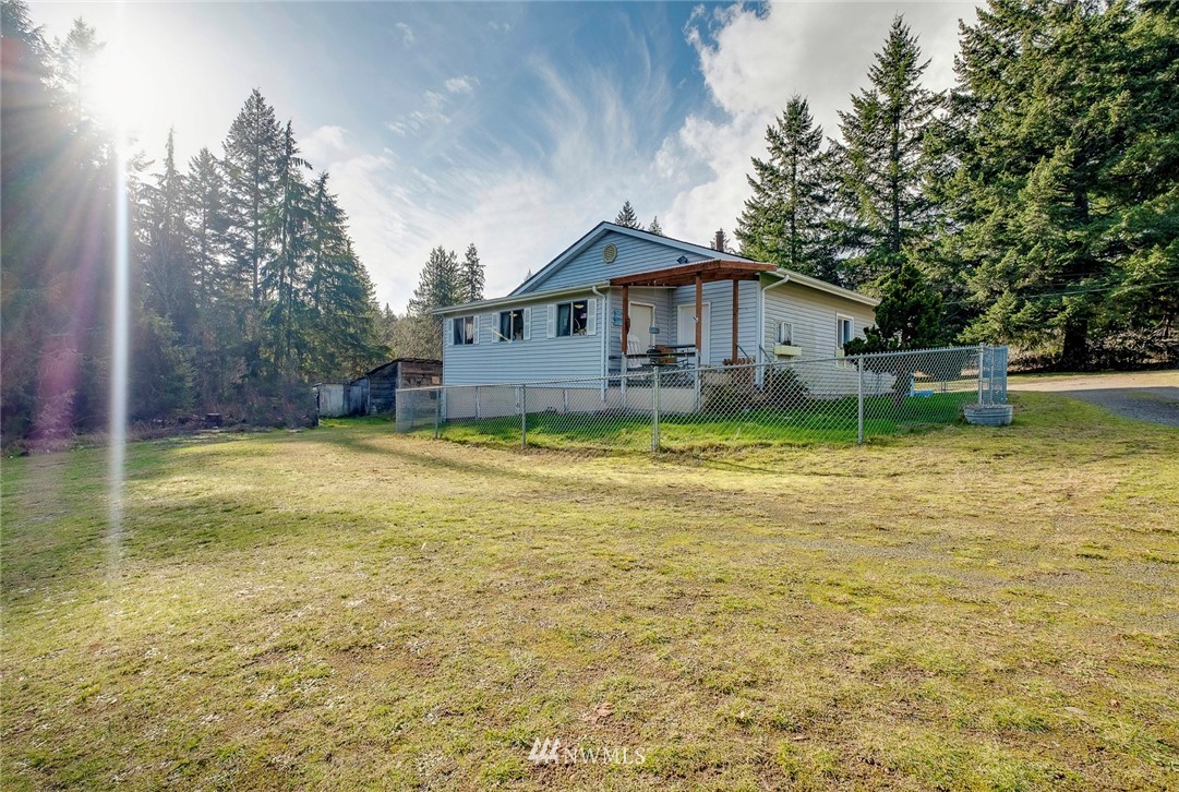 5030 Southeast Hovgaard Road Olalla, WA 98359 - Photo 2 of 16 Gallery Image 2