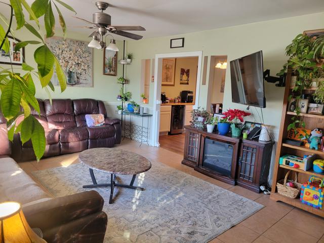 164 North Schmidt Road Bolingbrook, IL 60440 - Photo 3 of 18 Gallery Image 3