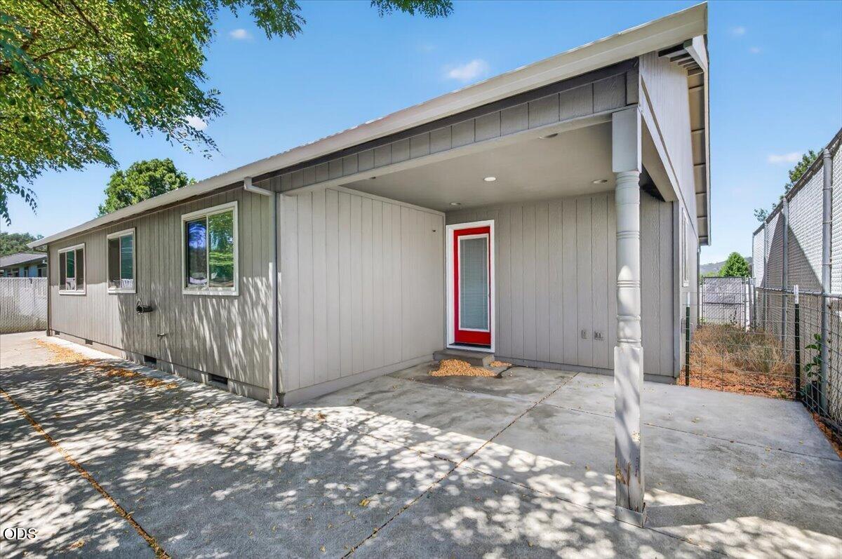 372 Sandi Way Eagle Point, OR 97524 - Photo 22 of 25