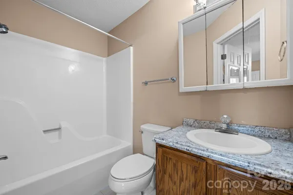 $214,500 | 247 5th Avenue Northeast, Unit 8, Hickory, NC 28601