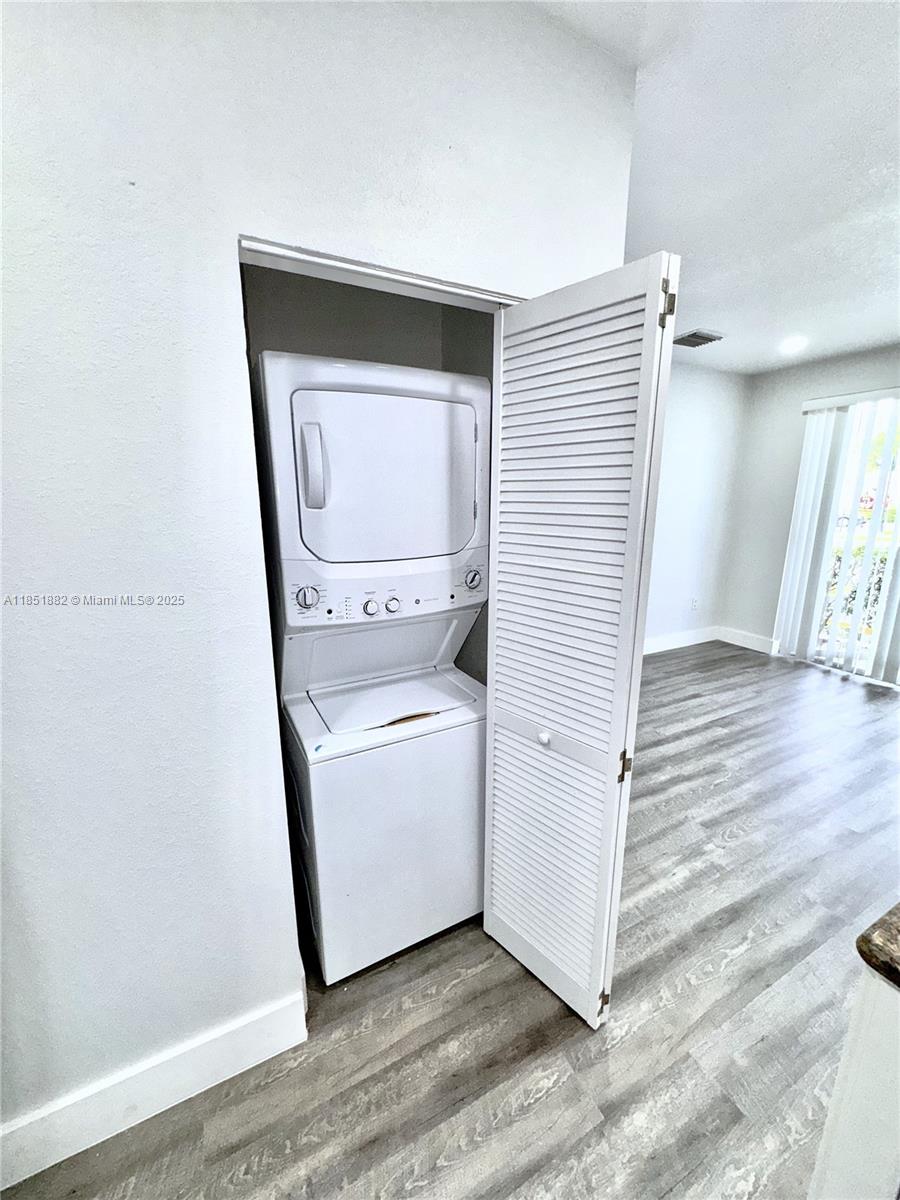2933 Southeast 2nd Drive, Unit 2 Homestead, FL 33033 - Photo 20 of 38 a utility room with dryer and washer