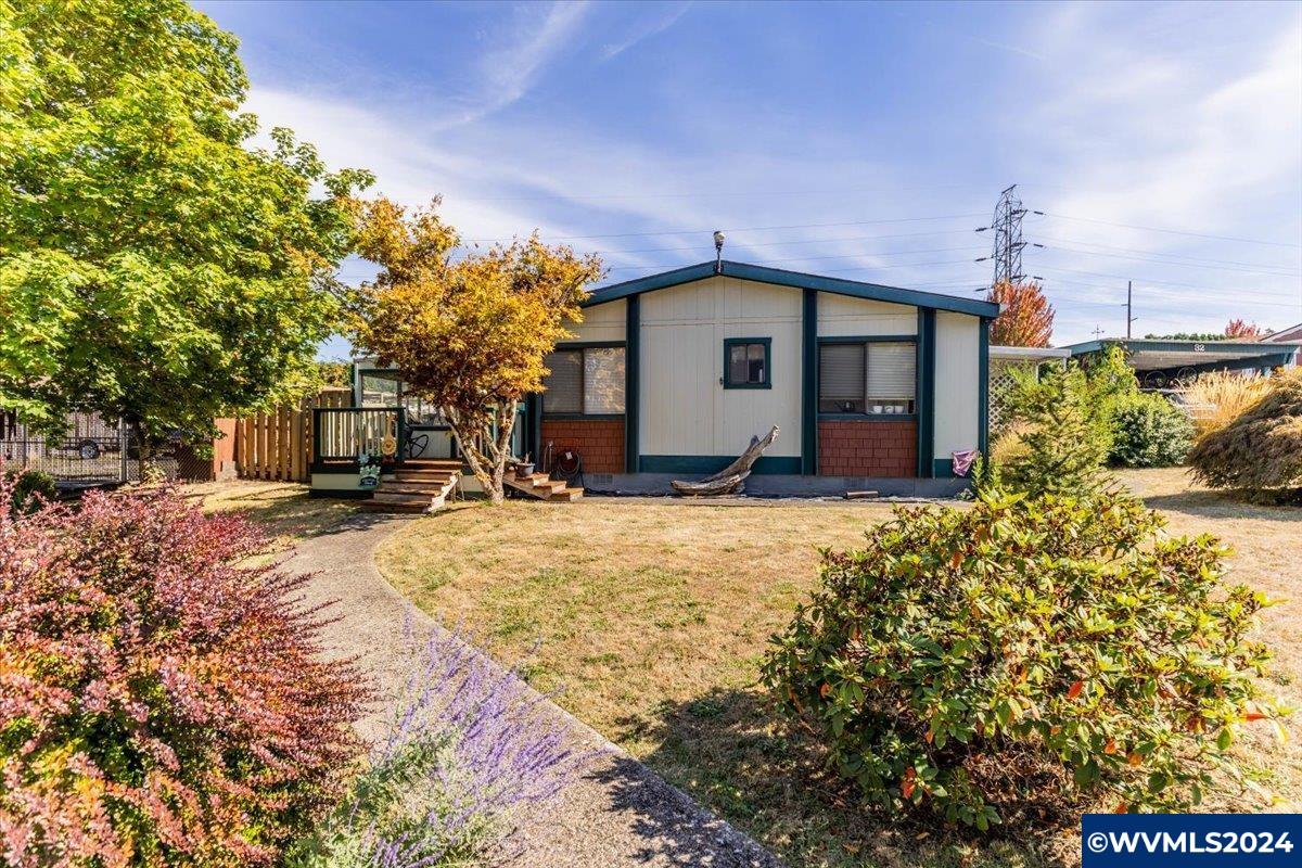 1602 Northeast Riverside Drive, Unit 32 McMinnville, OR 97128 - Photo 1 of 46