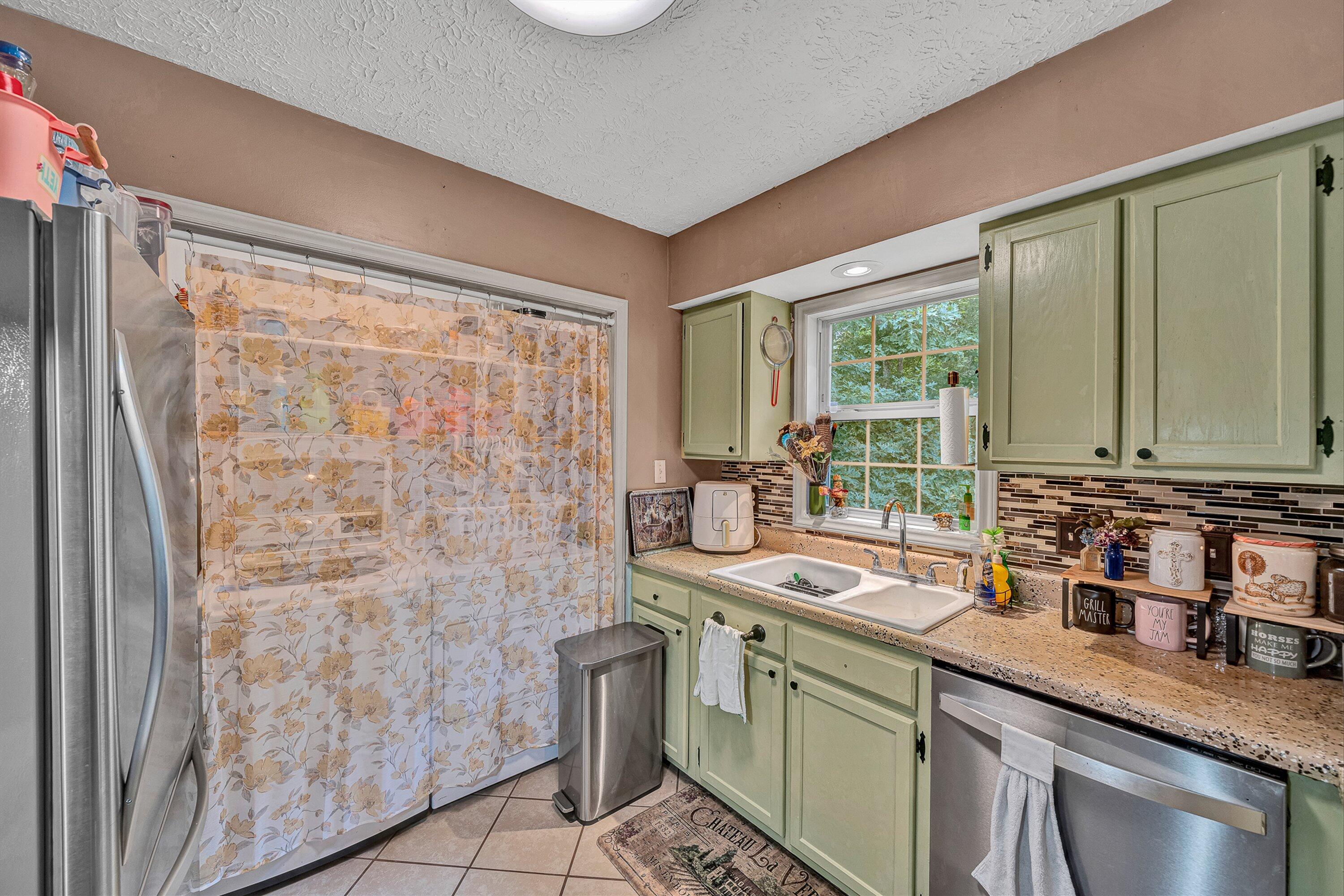 1145 Farmington Road Hardy, VA 24101 - Photo 9 of 32 11-VM-09435