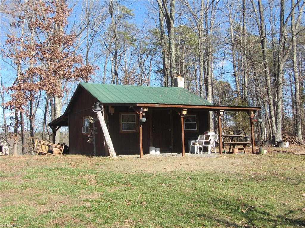 3407 Dodgetown Road Walnut Cove, NC 27052 - Photo 9 of 11 Gallery Image 9