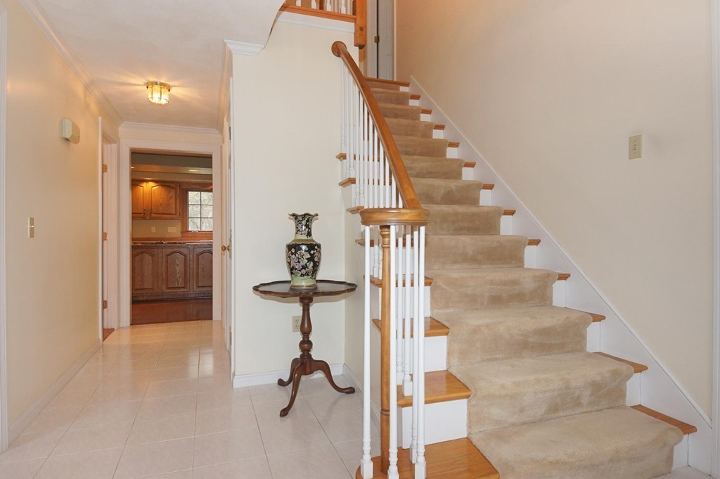 172 Hilltop Road Lancaster, MA 01523 - Photo 14 of 26 Gallery Image 14