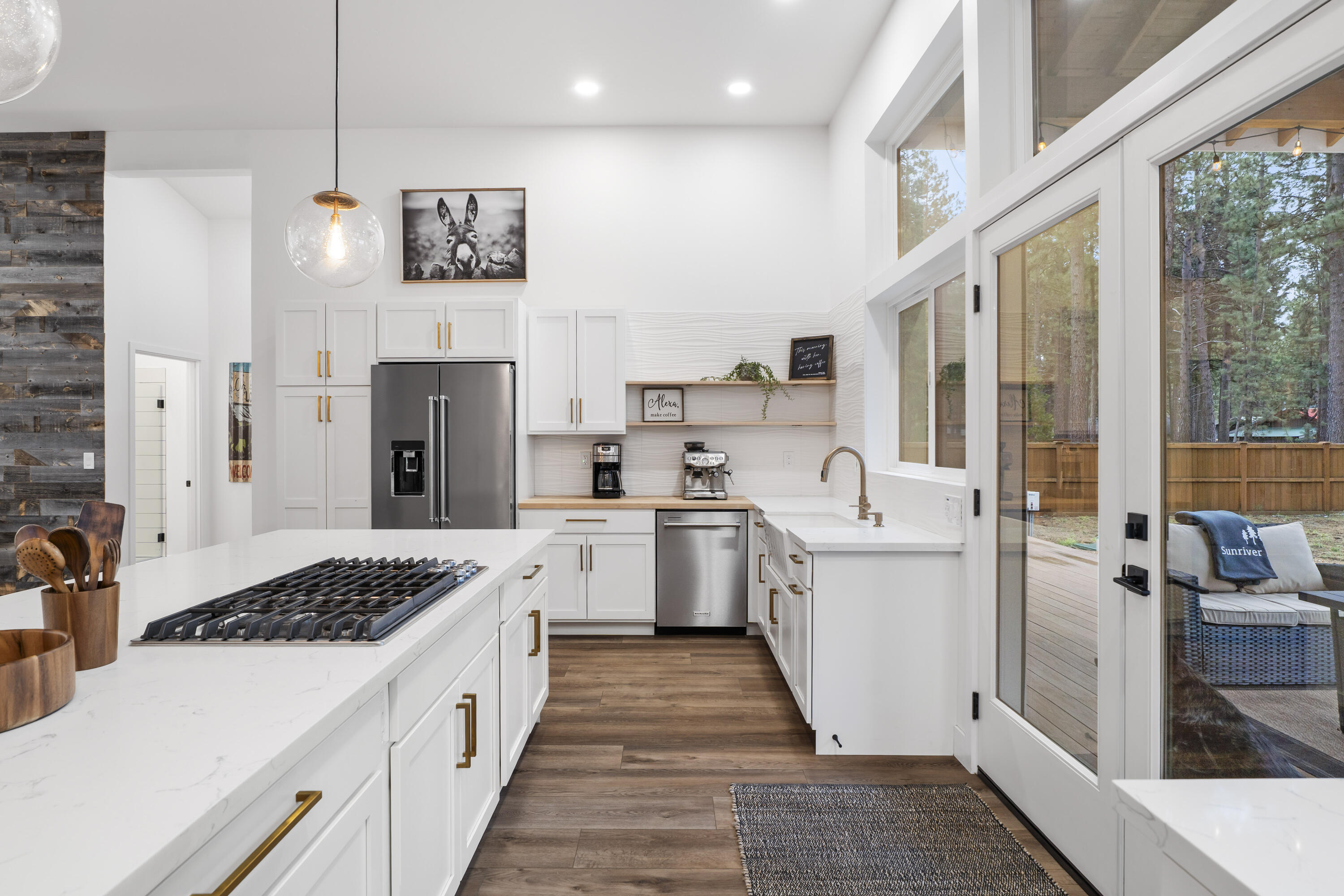 17133 Norwalk Road Bend, OR 97707 - Photo 37 of 58 31-Kitchen