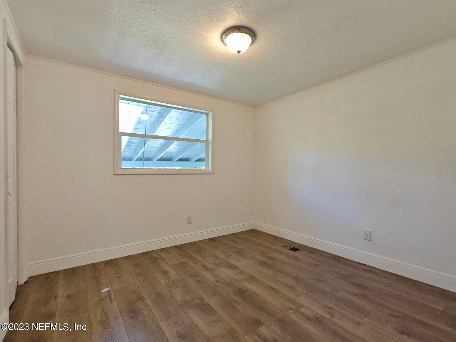 621 Bird Road Jacksonville, FL 32218 - Photo 9 of 24 18 main