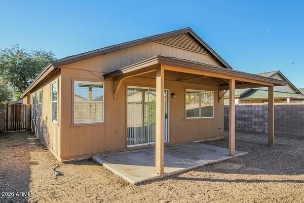 $2,175 | 2902 West Irma Lane, Phoenix, AZ 85027