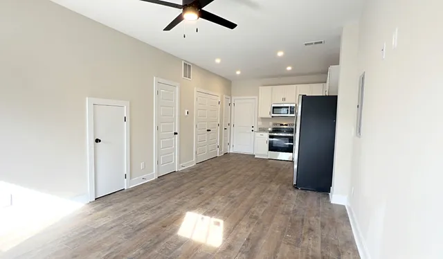 $1,595 | 305 Pollard Road, Unit B, Clarksville, TN 37042