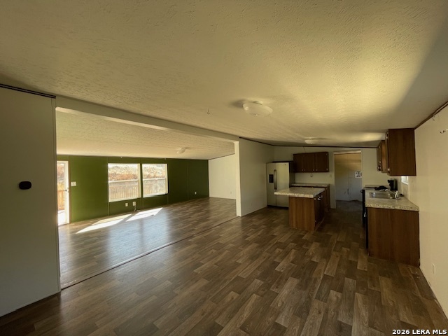 207 Hopi Trail Bandera, TX 78003 - Photo 5 of 21 a view of a livingroom with furniture and a rug