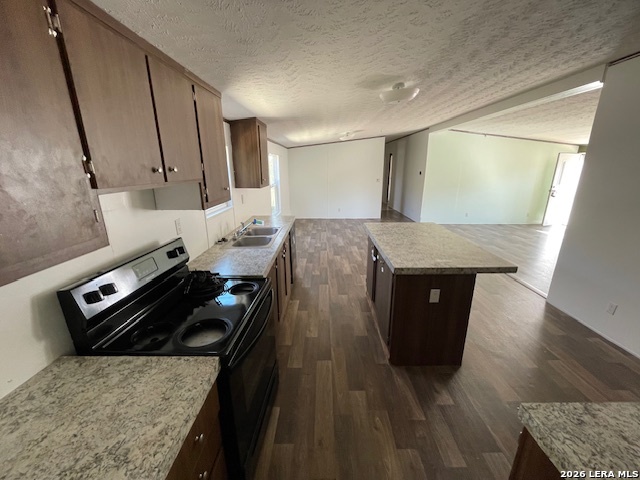 207 Hopi Trail Bandera, TX 78003 - Photo 10 of 21