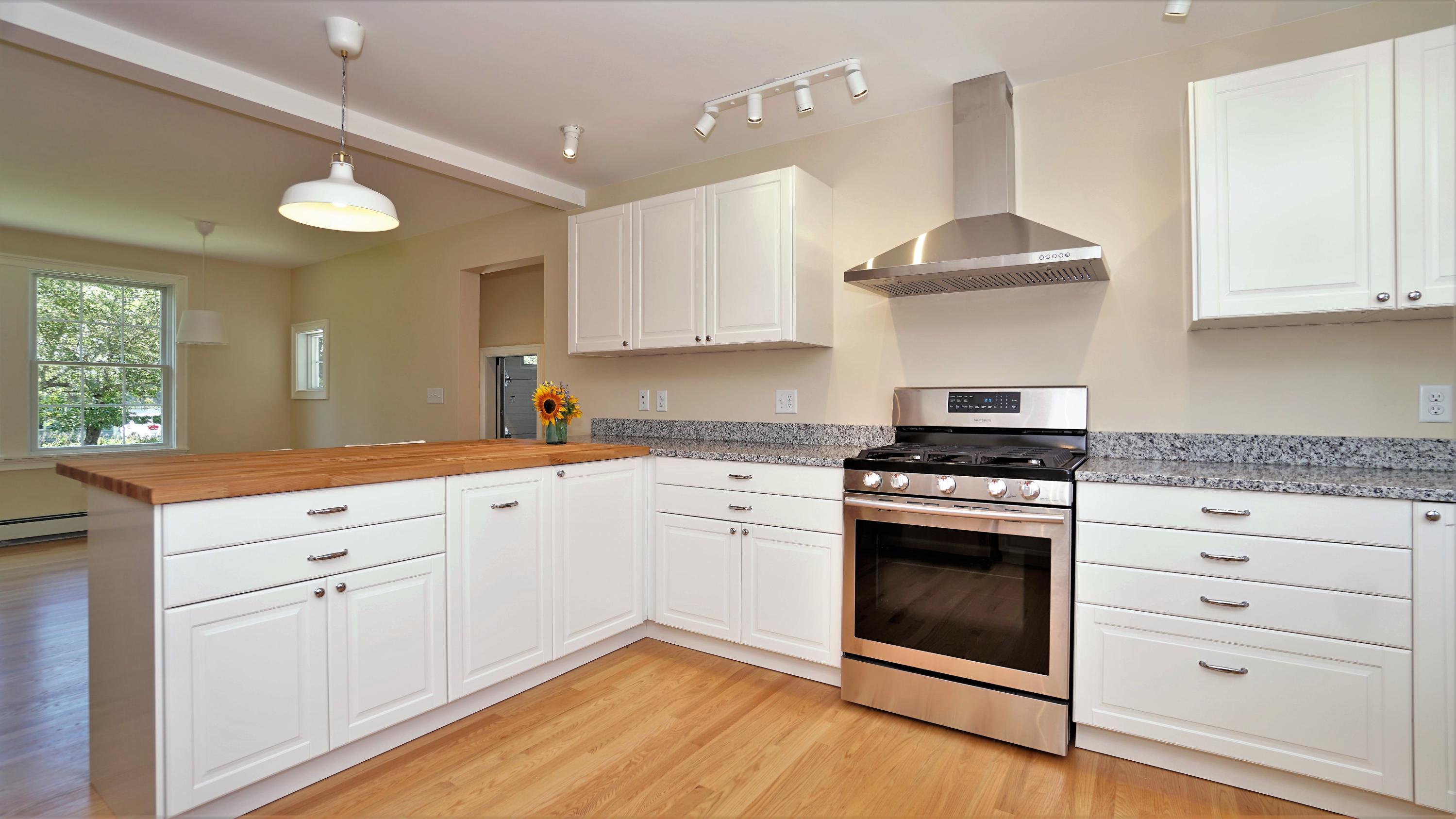 23 Cove Road Freeport, ME 04032 - Photo 6 of 48 DSC07930