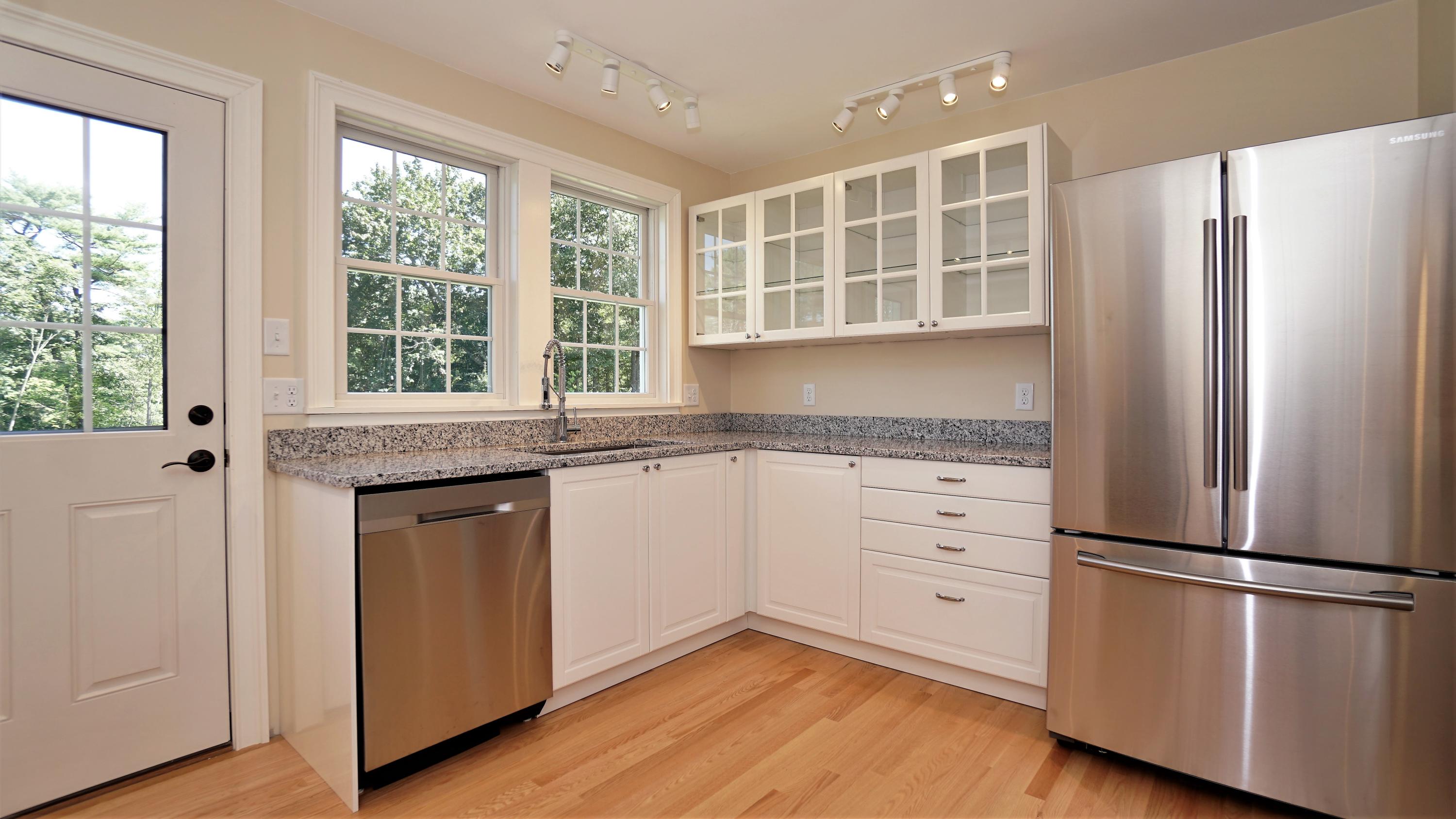 23 Cove Road Freeport, ME 04032 - Photo 8 of 48 DSC07928