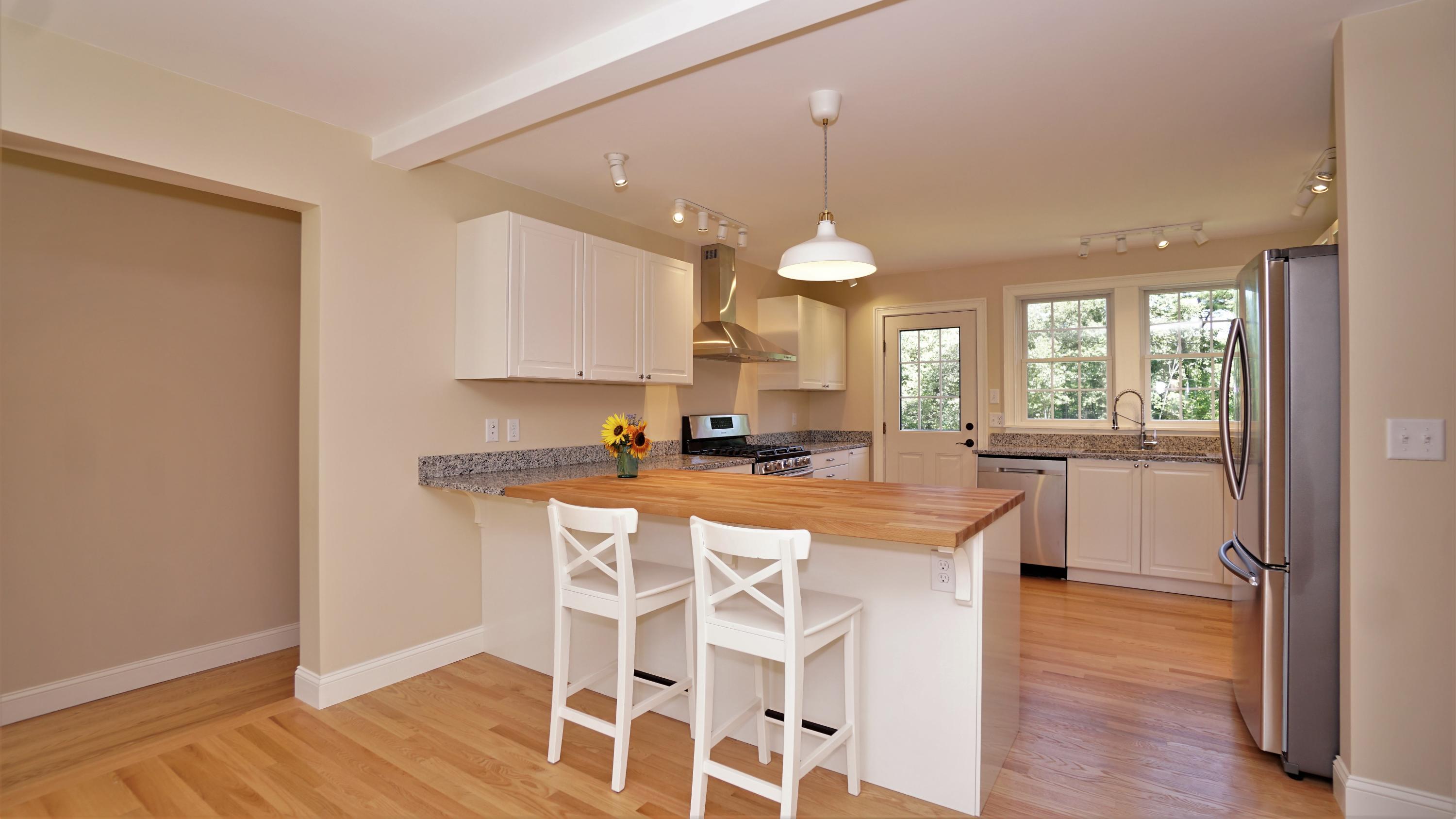 23 Cove Road Freeport, ME 04032 - Photo 9 of 48 DSC07926