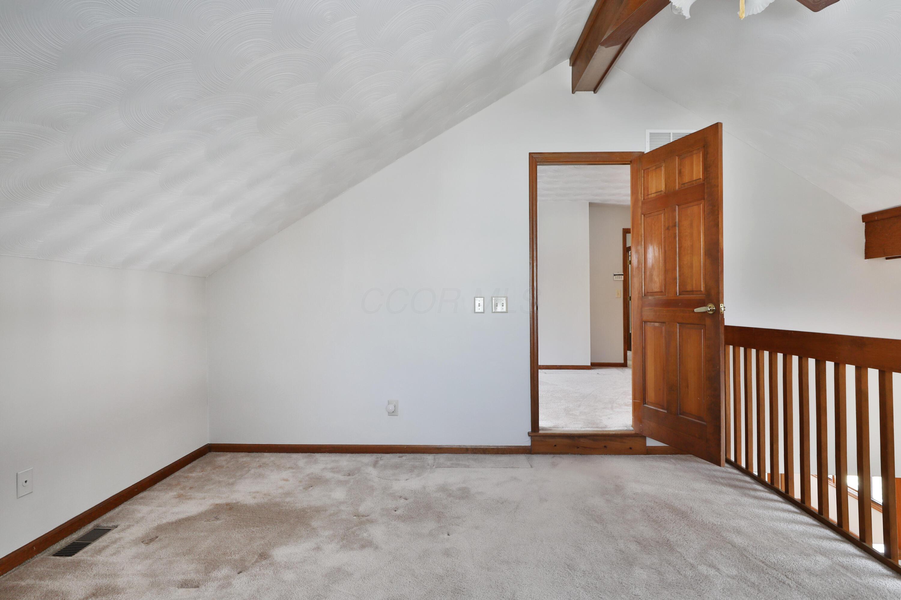 613 Deer Run Road Westerville, OH 43081 - Photo 20 of 39 Loft / Office
