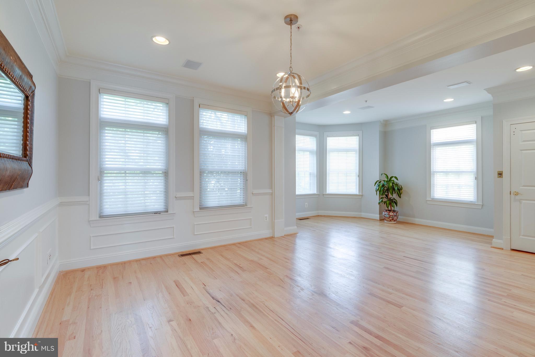 12070 Chancery Station Circle Reston, VA 20190 - Photo 14 of 30 Dining Room