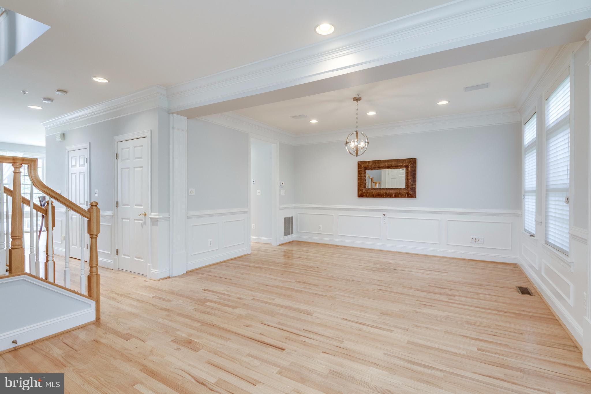 12070 Chancery Station Circle Reston, VA 20190 - Photo 15 of 30 Living Room