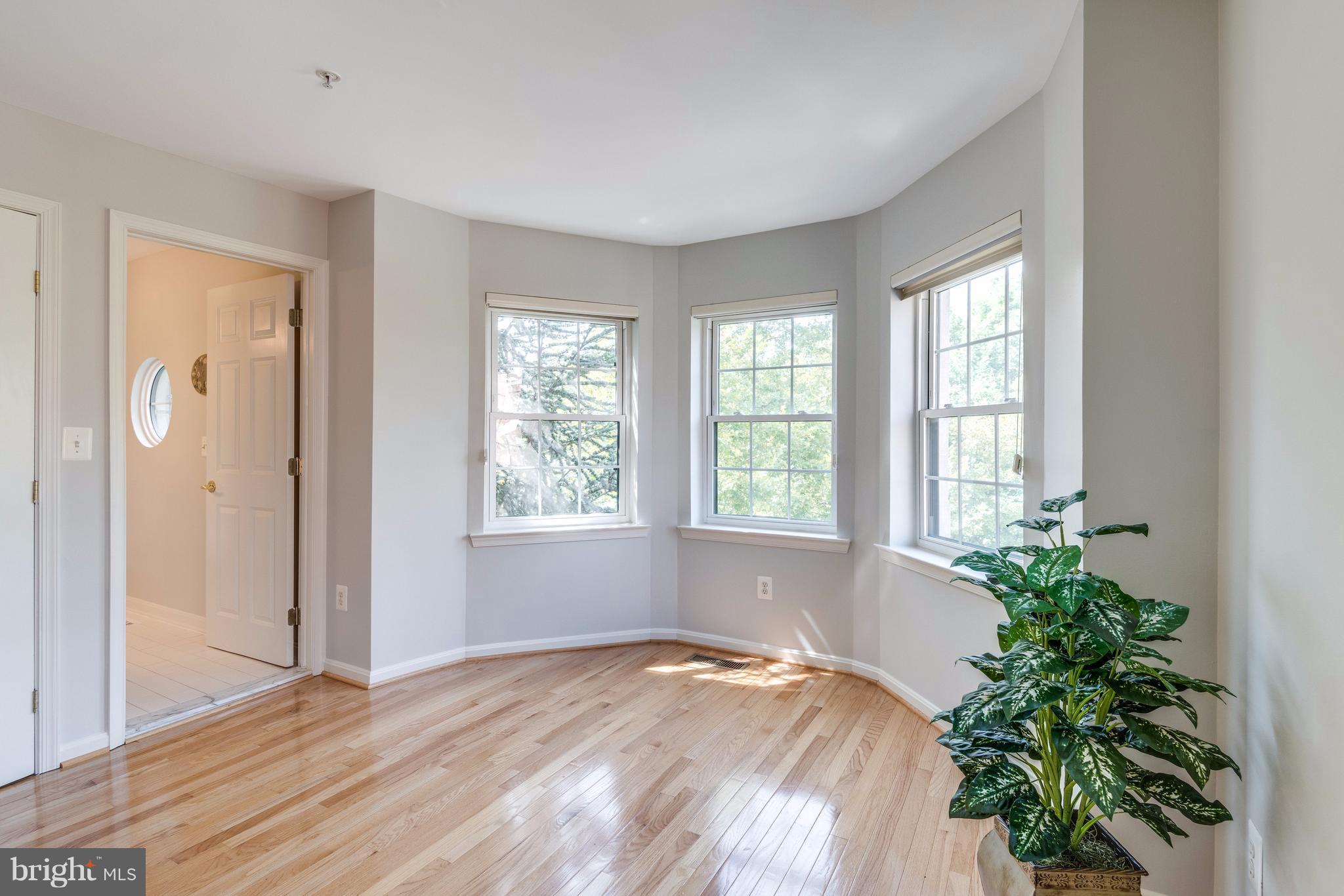 12070 Chancery Station Circle Reston, VA 20190 - Photo 23 of 30 Bedroom