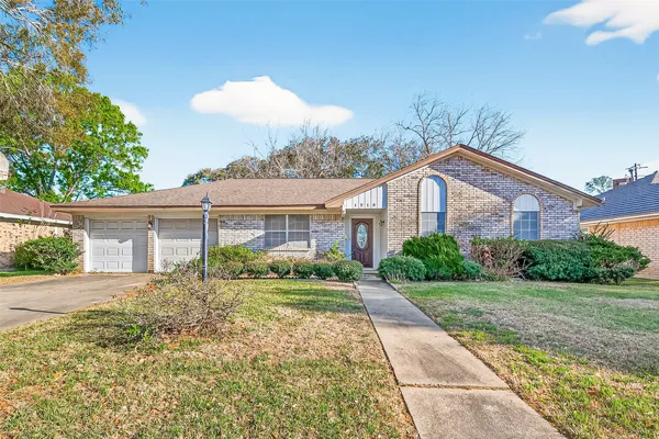 $240,000 | 1215 Easy Street, Rosenberg, TX 77471