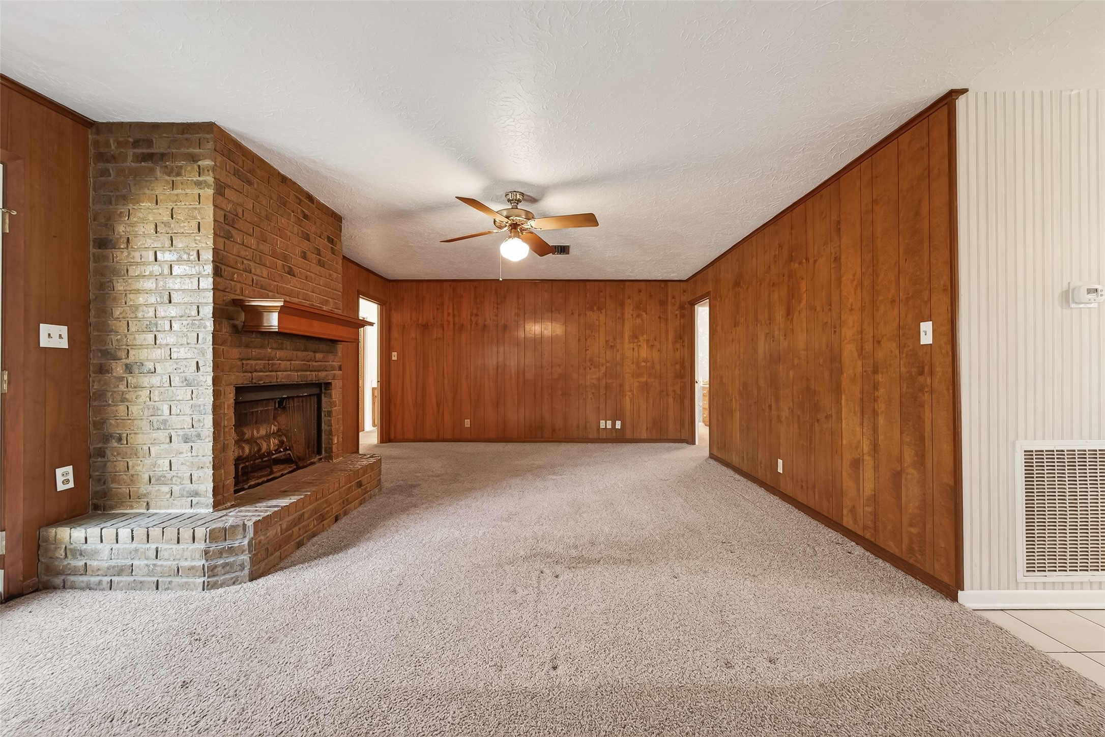 1215 Easy Street Rosenberg, TX 77471 - Photo 16 of 48 Living Room