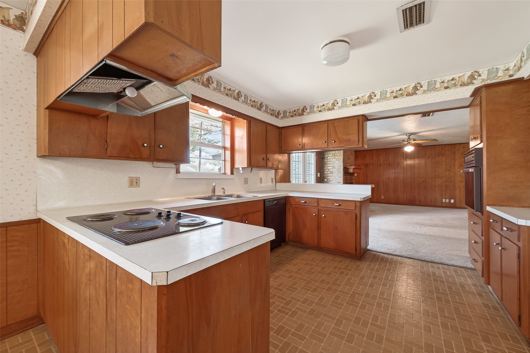 1215 Easy Street Rosenberg, TX 77471 - Photo 25 of 48 Kitchen