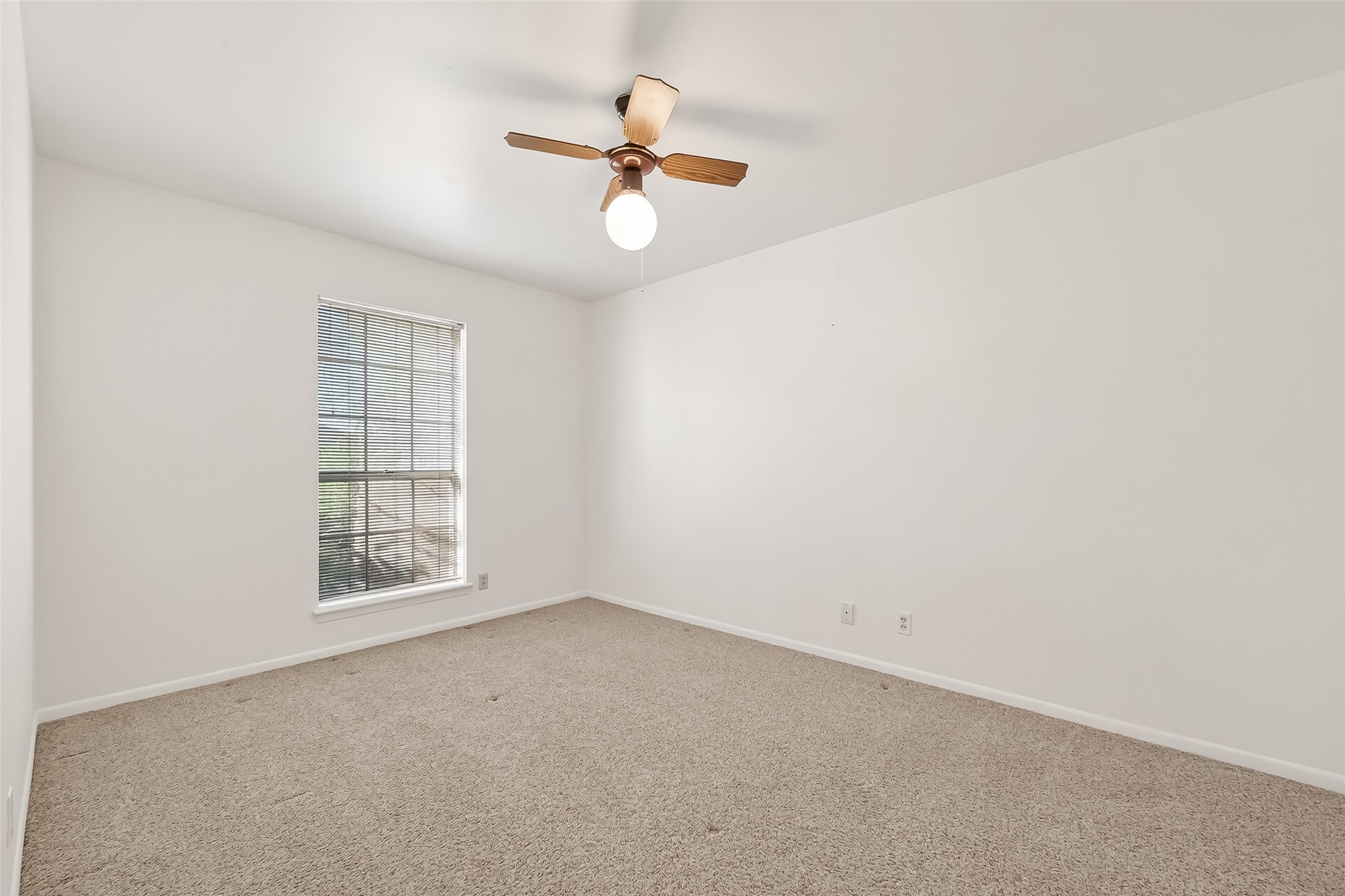 1215 Easy Street Rosenberg, TX 77471 - Photo 32 of 48 Bedroom