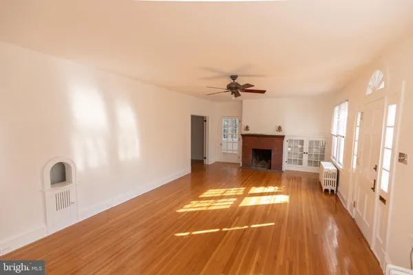 a view of a livingroom with a fireplace