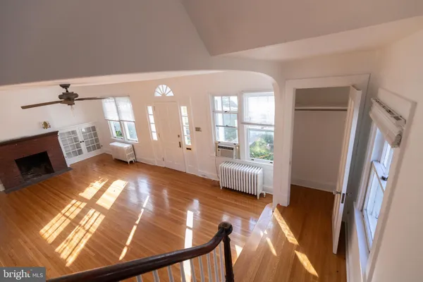 a view of walk in closet
