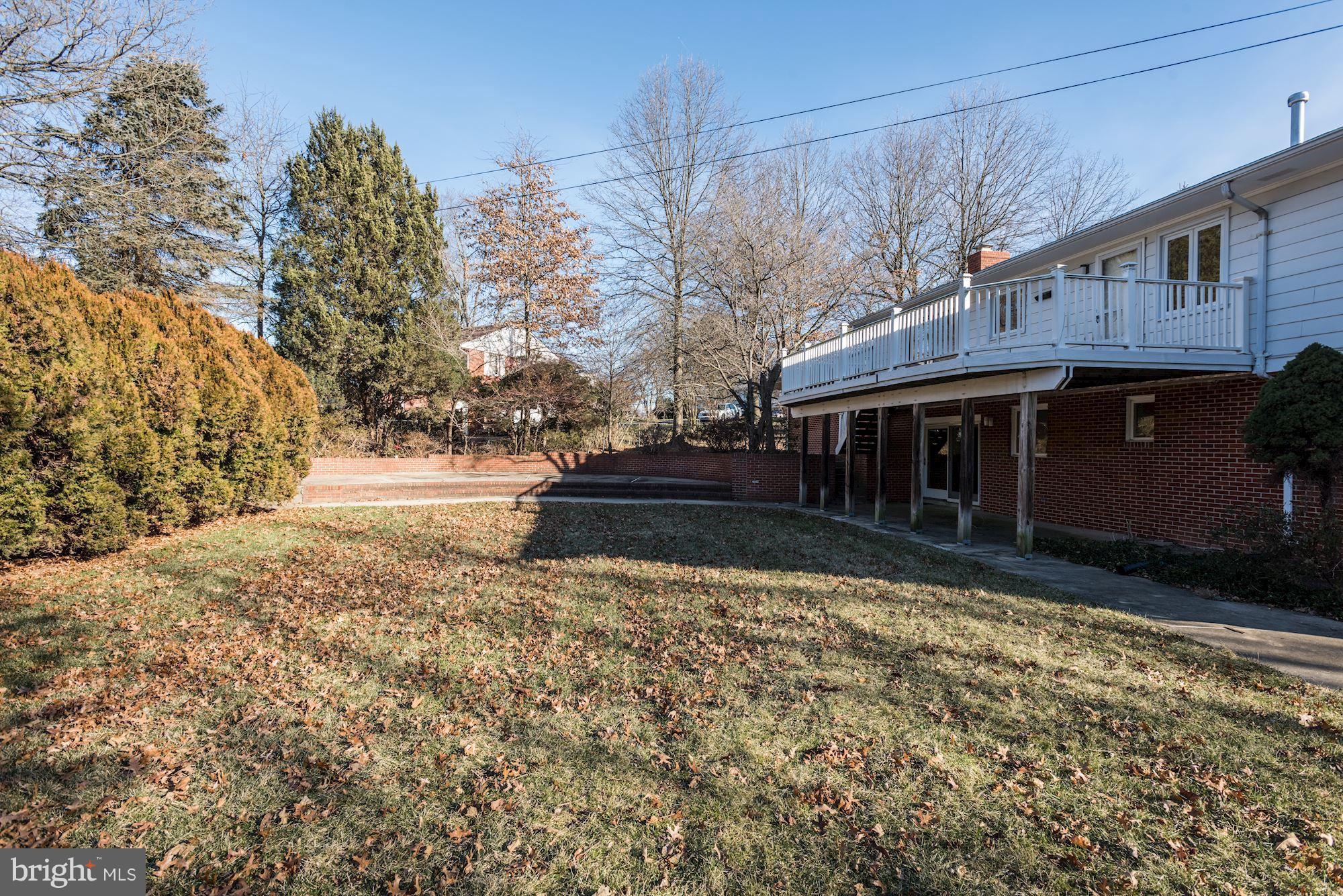 9205 Spring Valley Road Ellicott City, MD 21043 - Photo 25 of 26